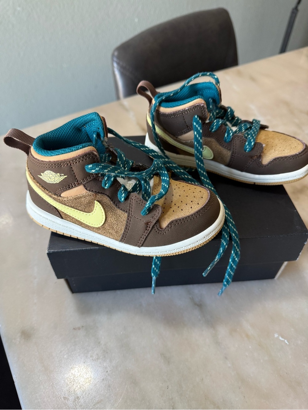 Jordan Kids High-Top Sneakers in Brown, Teal & Lime